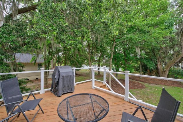 2528 Bent Tree Lane, Mount Pleasant, SC 29464