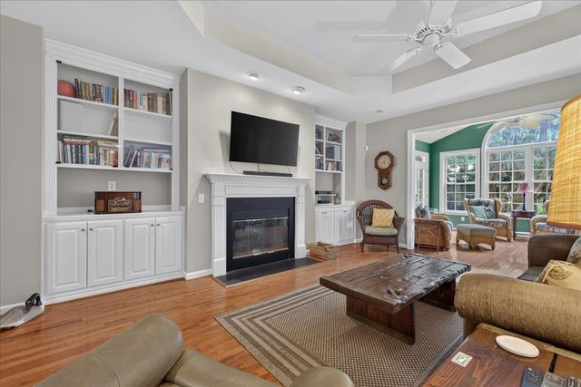 2528 Bent Tree Lane, Mount Pleasant, SC 29464
