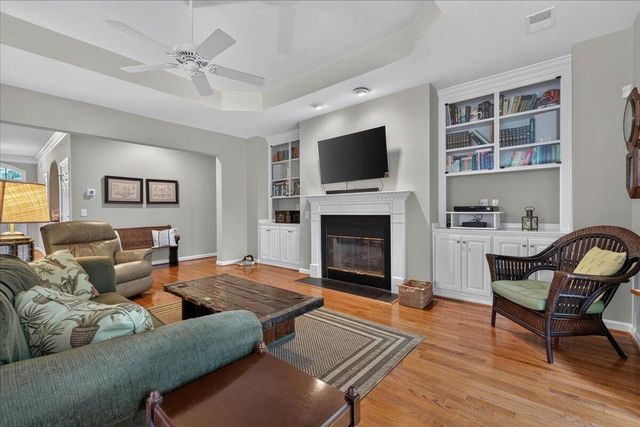 2528 Bent Tree Lane, Mount Pleasant, SC 29464