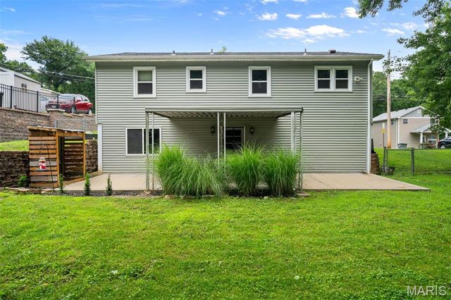 54 Boyd Avenue, Valley Park, MO 63088
