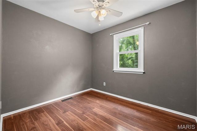 54 Boyd Avenue, Valley Park, MO 63088