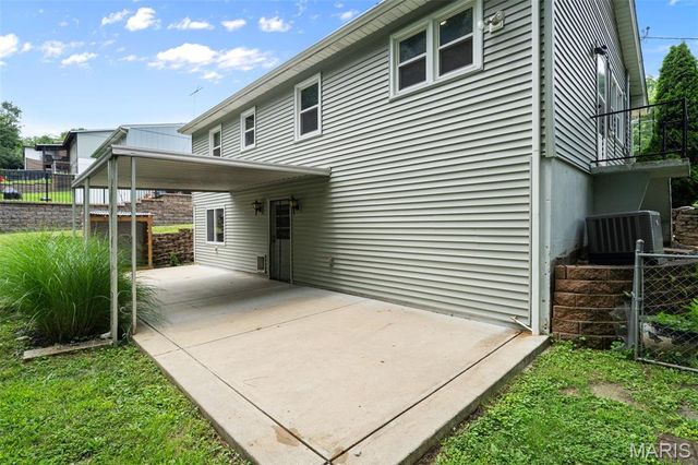 54 Boyd Avenue, Valley Park, MO 63088
