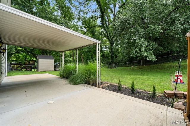 54 Boyd Avenue, Valley Park, MO 63088