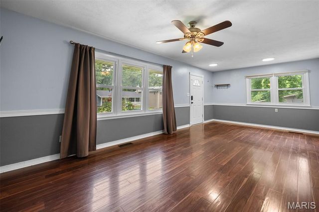 54 Boyd Avenue, Valley Park, MO 63088