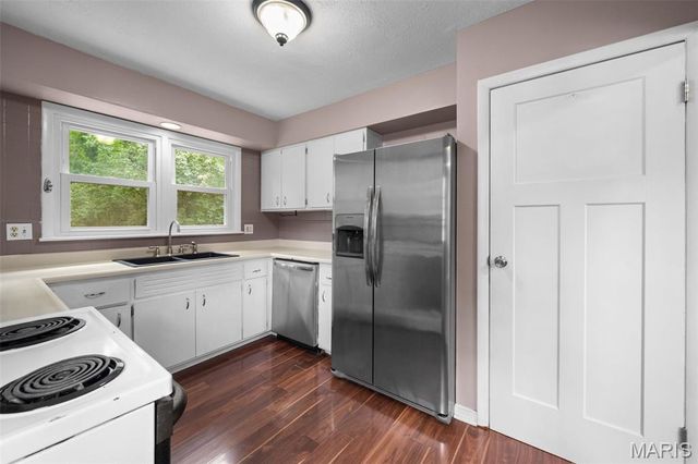 54 Boyd Avenue, Valley Park, MO 63088