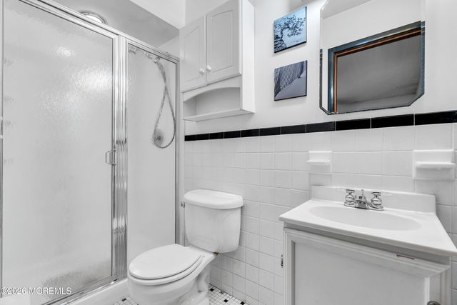 5 Princeton Street, Red Bank, NJ 07701