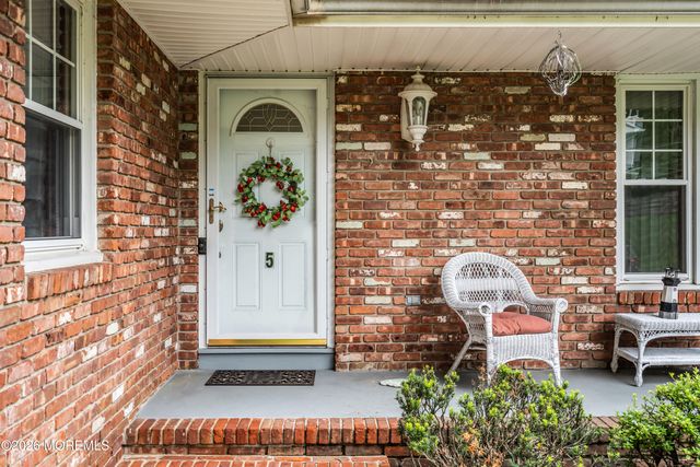 5 Princeton Street, Red Bank, NJ 07701