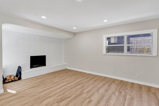 1501 Tyler Street, Arlington, TX 76012