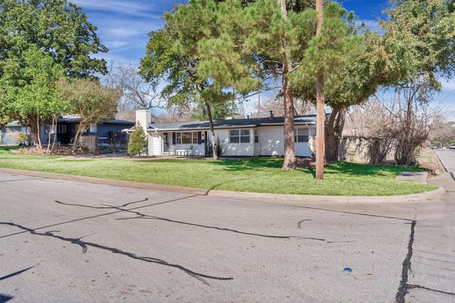 1501 Tyler Street, Arlington, TX 76012