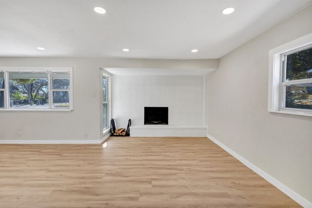 1501 Tyler Street, Arlington, TX 76012