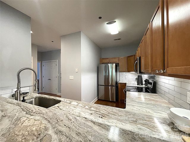 475 S Church Street H, Hendersonville, NC 28792