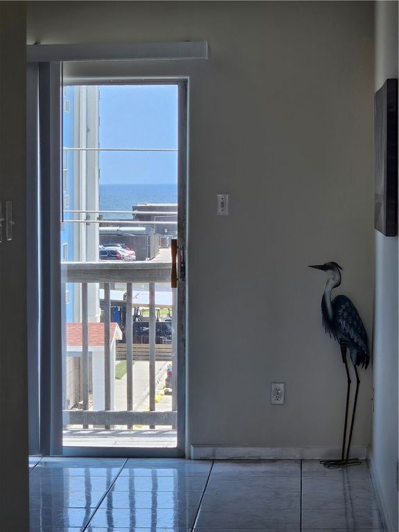 15010 Leeward Dr 9301, Corpus Christi, TX 78418 — photo 4