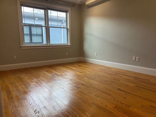 45 Spring Street 18, Boston, MA 02132