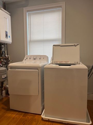 45 Spring Street 18, Boston, MA 02132