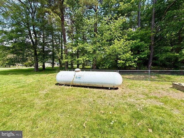 5122 MAIN ST, Grasonville, MD 21638