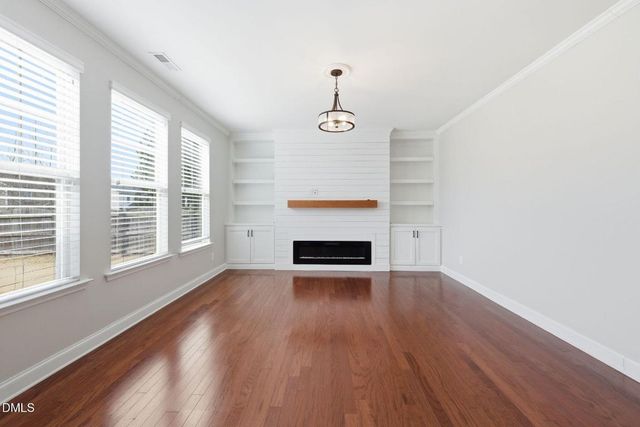 825 Fulworth Avenue, Wake Forest, NC 27587