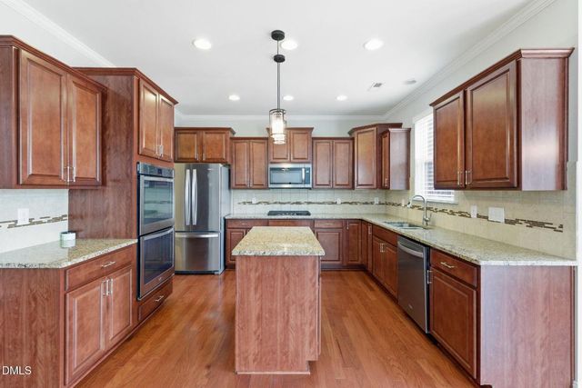 825 Fulworth Avenue, Wake Forest, NC 27587