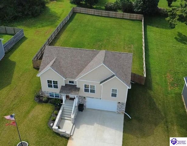 110 Brookhaven Drive, Vine Grove, KY 42701