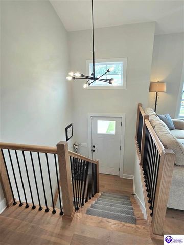 110 Brookhaven Drive, Vine Grove, KY 42701