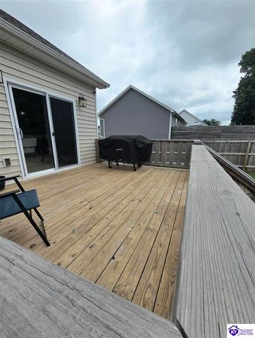 110 Brookhaven Drive, Vine Grove, KY 42701