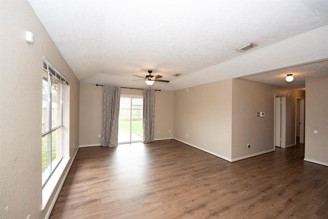 2513 Harpers Ferry Drive, League City, TX 77573