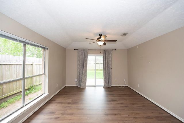 2513 Harpers Ferry Drive, League City, TX 77573