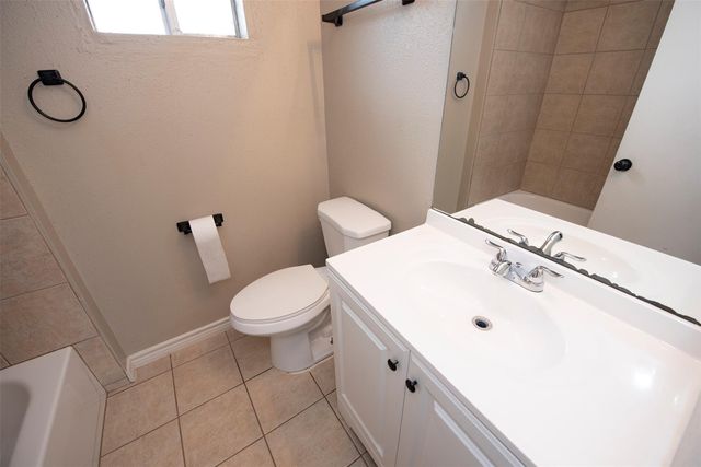 2513 Harpers Ferry Drive, League City, TX 77573