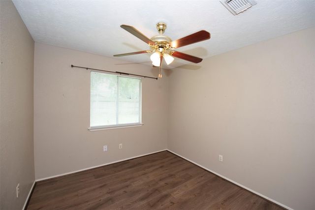 2513 Harpers Ferry Drive, League City, TX 77573
