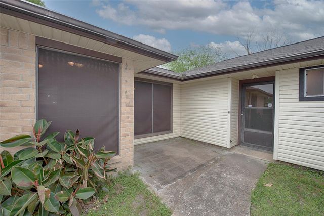 2513 Harpers Ferry Drive, League City, TX 77573