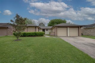2513 Harpers Ferry Drive, League City, TX 77573