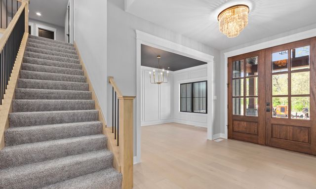 9609 Tall Grass Trail, St. John, IN 46373