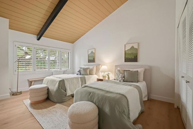 184 Sand Hill Circle, Menlo Park, CA 94025