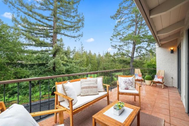 184 Sand Hill Circle, Menlo Park, CA 94025