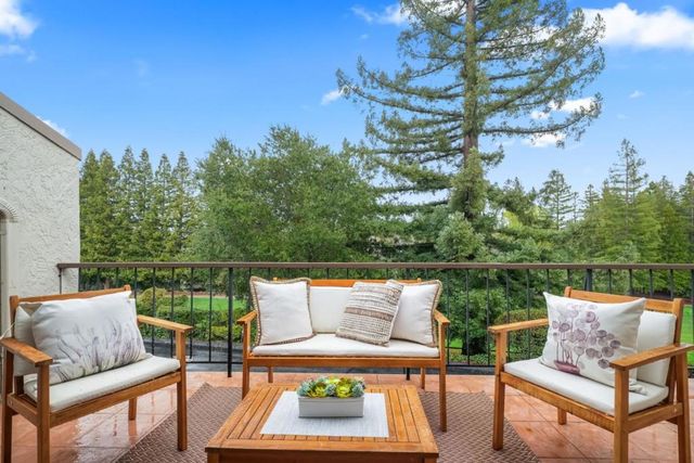 184 Sand Hill Circle, Menlo Park, CA 94025