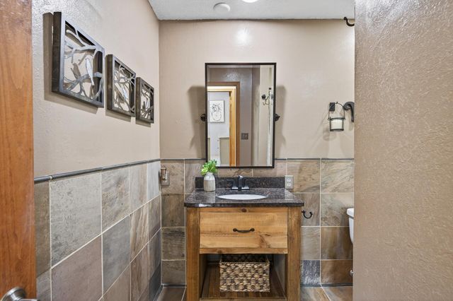 10243 Englewood Drive, Eden Prairie, MN 55347