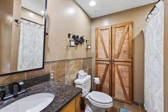 10243 Englewood Drive, Eden Prairie, MN 55347