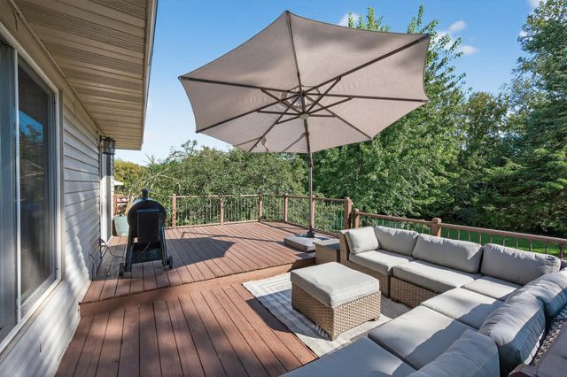 10243 Englewood Drive, Eden Prairie, MN 55347