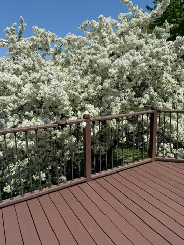 10243 Englewood Drive, Eden Prairie, MN 55347