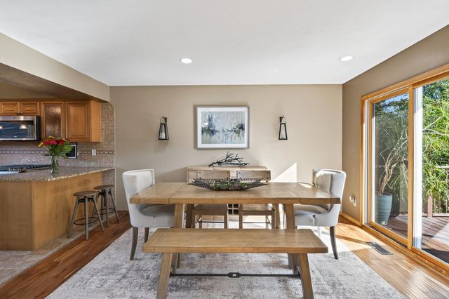 10243 Englewood Drive, Eden Prairie, MN 55347