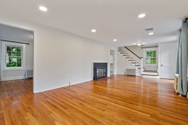 14 Gleason Rd, Lexington, MA 02420