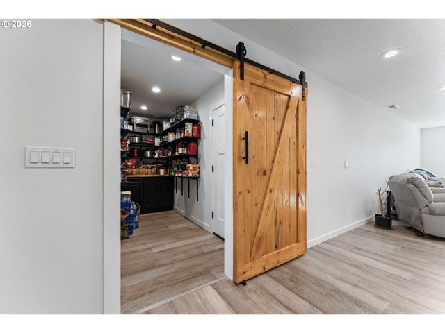 27665 Se WALLY Rd, Boring, OR 97009