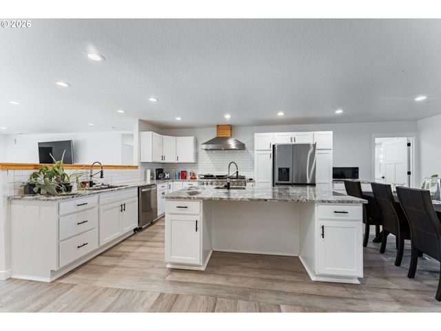 27665 Se WALLY Rd, Boring, OR 97009