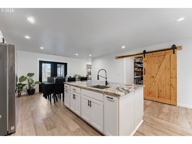 27665 Se WALLY Rd, Boring, OR 97009