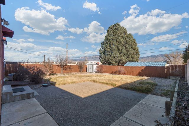 1416 Quincy Street NE, Albuquerque, NM 87110