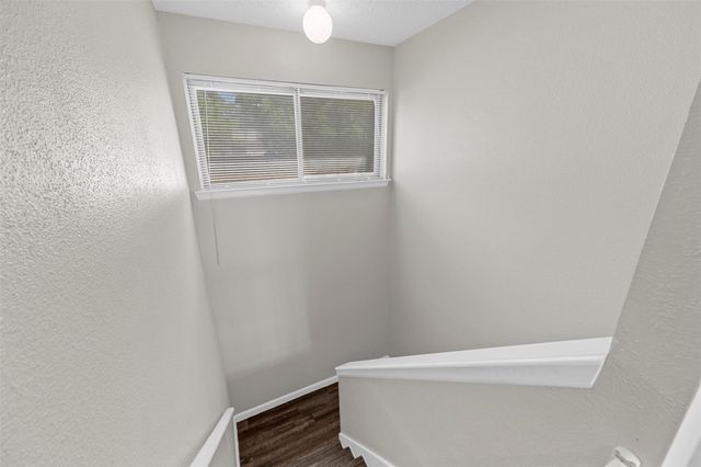 12020 Mighty Oak Drive B, Houston, TX 77066