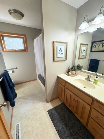 143 Frontier Court, Sauk Rapids, MN 56379