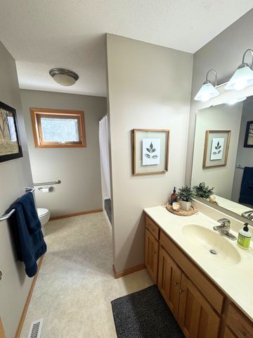 143 Frontier Court, Sauk Rapids, MN 56379