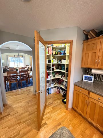 143 Frontier Court, Sauk Rapids, MN 56379