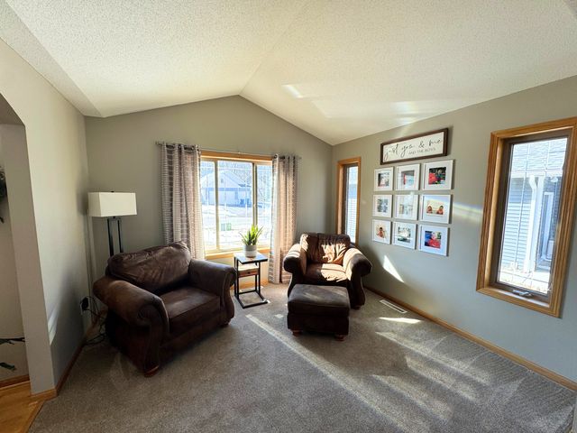 143 Frontier Court, Sauk Rapids, MN 56379