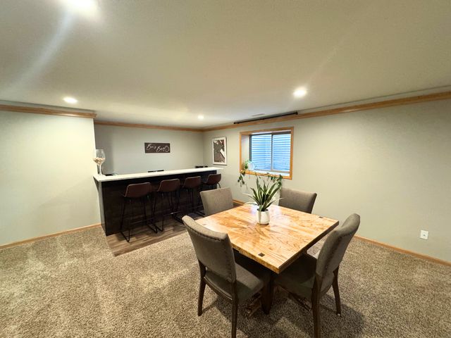 143 Frontier Court, Sauk Rapids, MN 56379